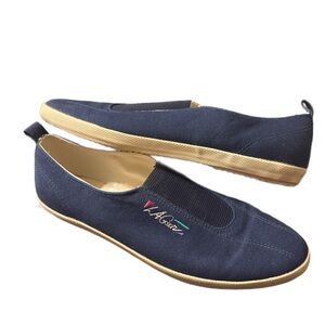 RARE VINTAGE Retro Dark Blue 80’s, 90’s LA Gear Slip On Tennis Shoes Size 9